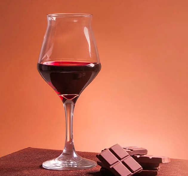 How Many Calories in a Glass of Red Wine?